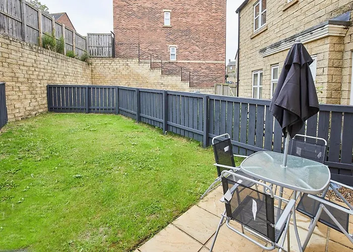 Host & Stay - Aynsley Mews